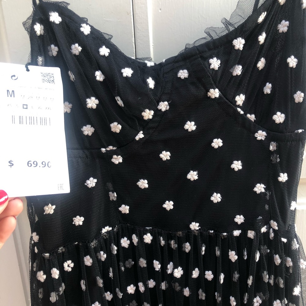 Zara dress - Picture 3 of 3